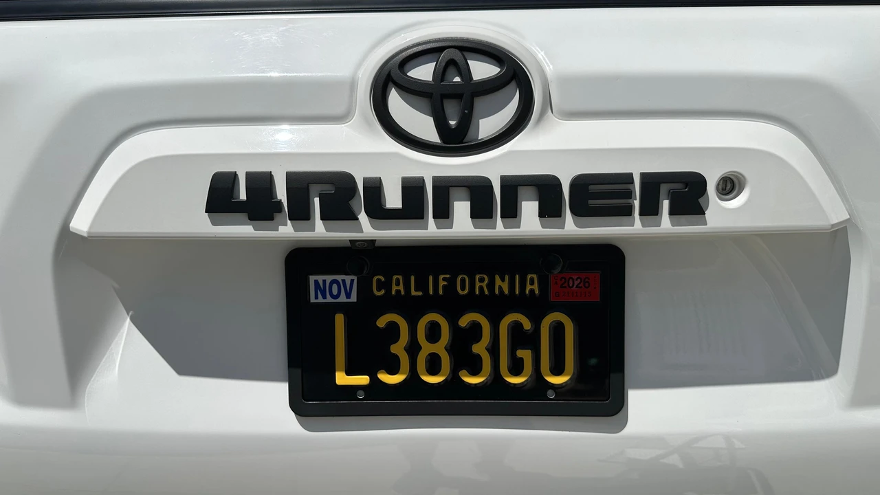 2016 Toyota 4Runner 5th Gen - Image 26 of 31