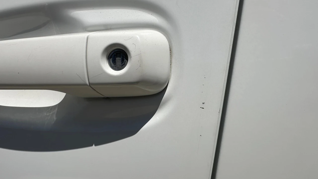 2016 Toyota 4Runner 5th Gen - Image 19 of 31