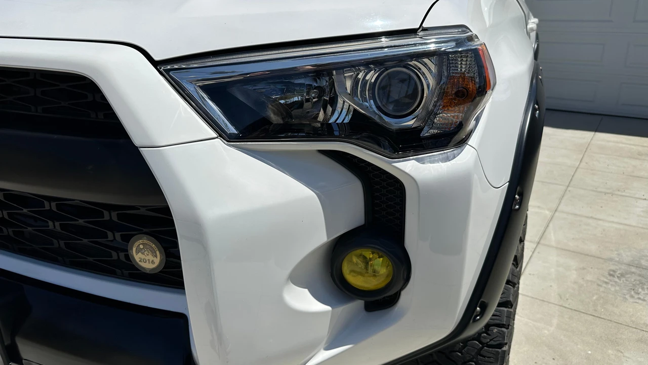 2016 Toyota 4Runner 5th Gen - Image 16 of 31