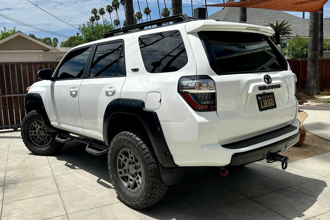 2016 Toyota 4Runner 5th Gen - Image 4 of 31