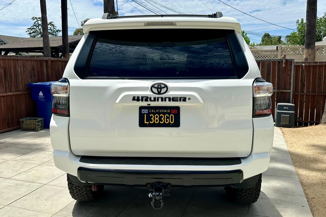 2016 Toyota 4Runner 5th Gen - Image 5 of 31
