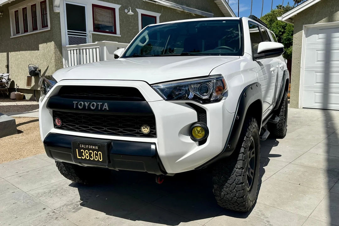 2016 Toyota 4Runner 5th Gen - Image 3 of 31