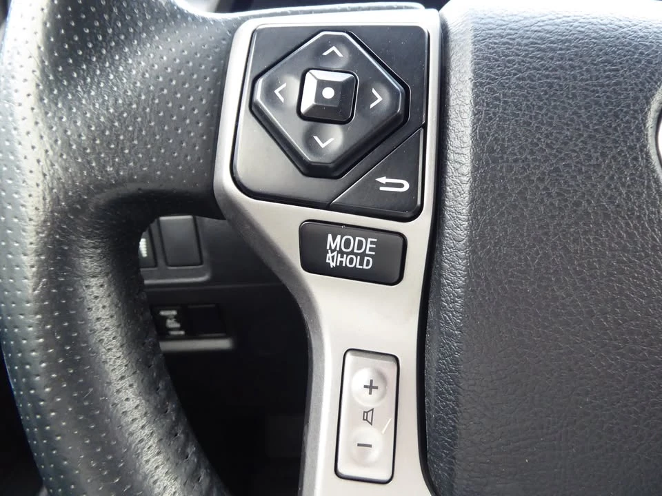 2016 Toyota 4Runner 5th Gen - Image 14 of 17