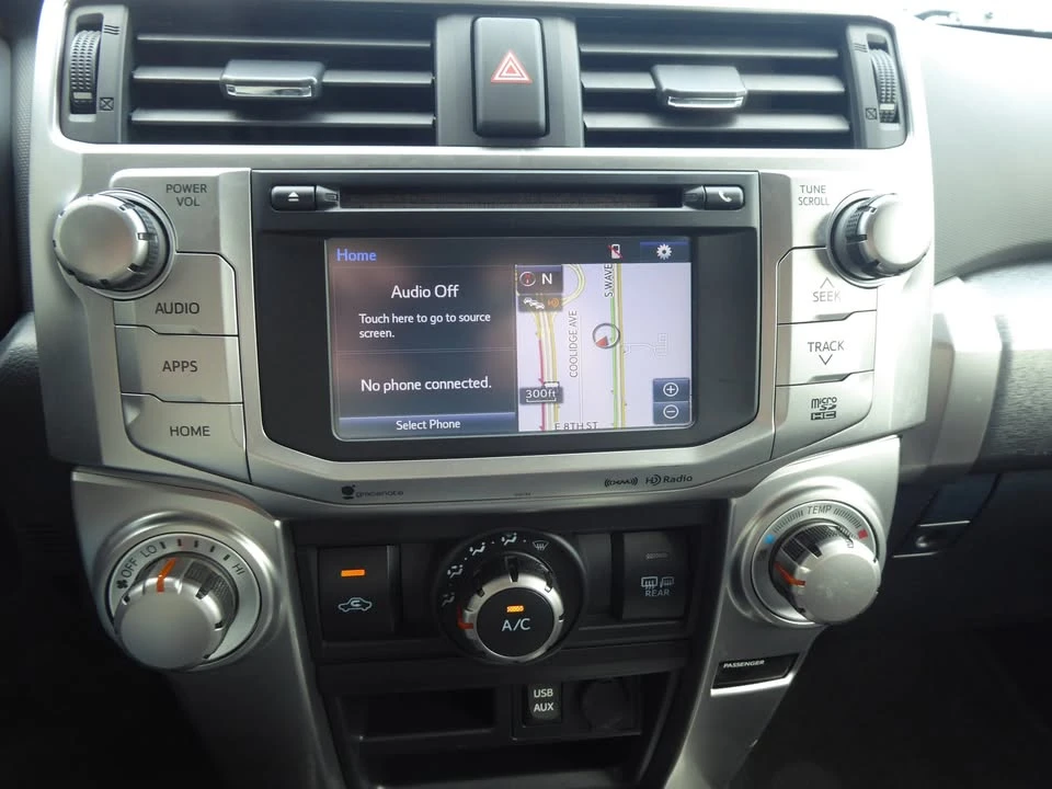 2016 Toyota 4Runner 5th Gen - Image 11 of 17