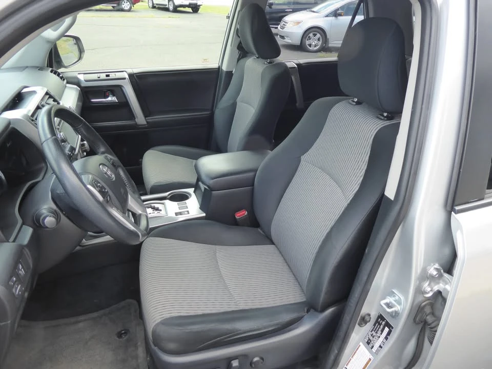 2016 Toyota 4Runner 5th Gen - Image 8 of 17
