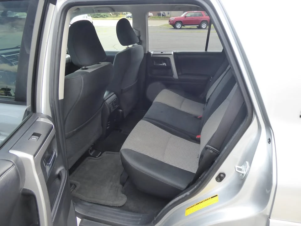 2016 Toyota 4Runner 5th Gen - Image 9 of 17