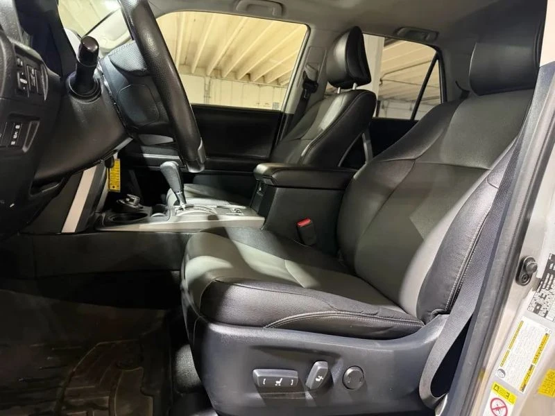 2016 Toyota 4Runner 5th Gen - Image 9 of 12