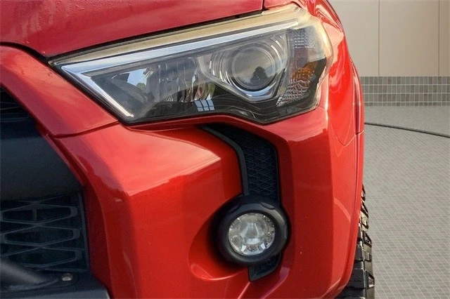 2016 Toyota 4Runner 5th Gen - Image 10 of 12