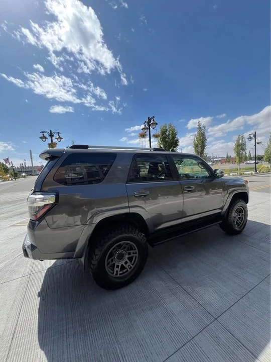 2016 Toyota 4Runner 5th Gen - Image 6 of 16