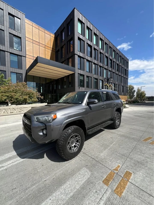2016 Toyota 4Runner 5th Gen - Image 11 of 16