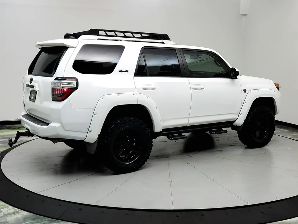 2016 Toyota 4Runner 5th Gen - Image 4 of 12