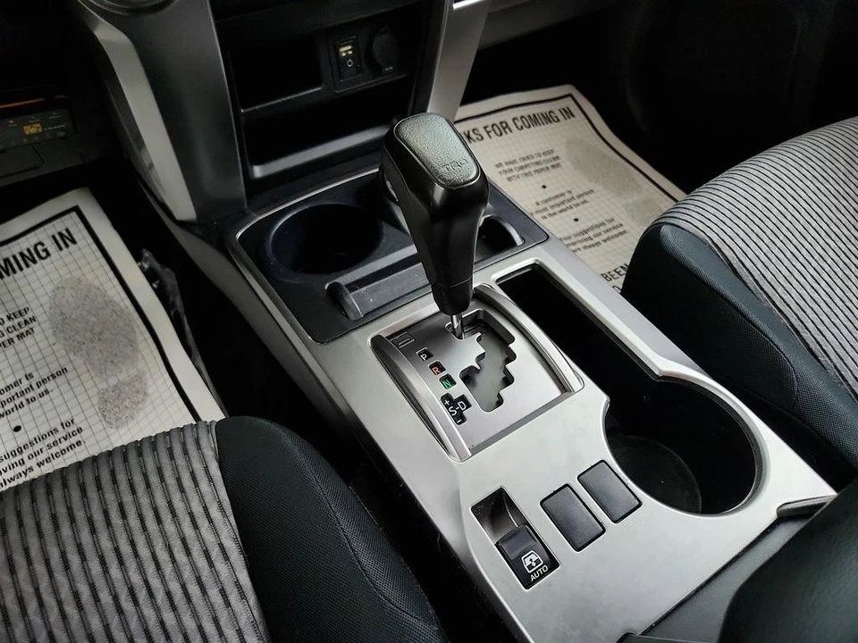 2016 Toyota 4Runner 5th Gen - Image 10 of 12