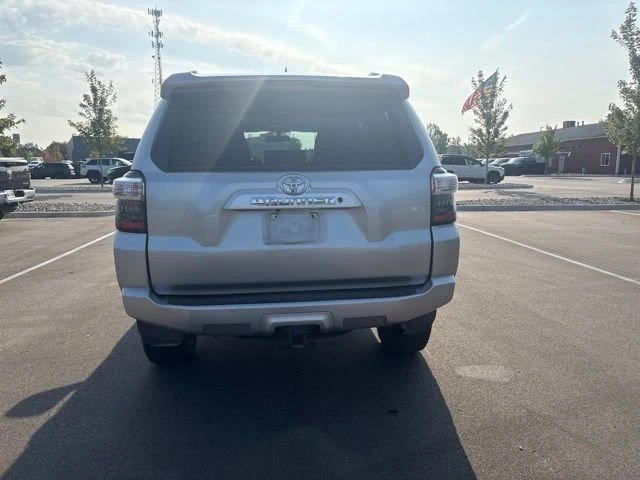 2016 Toyota 4Runner 5th Gen - Image 4 of 12