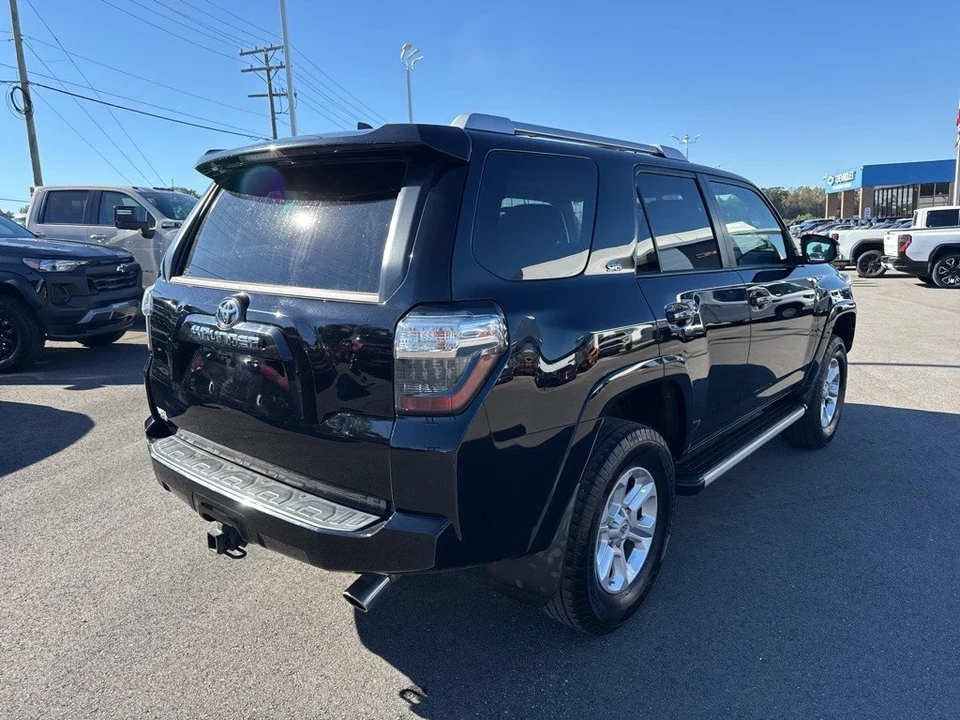 2016 Toyota 4Runner 5th Gen - Image 5 of 12