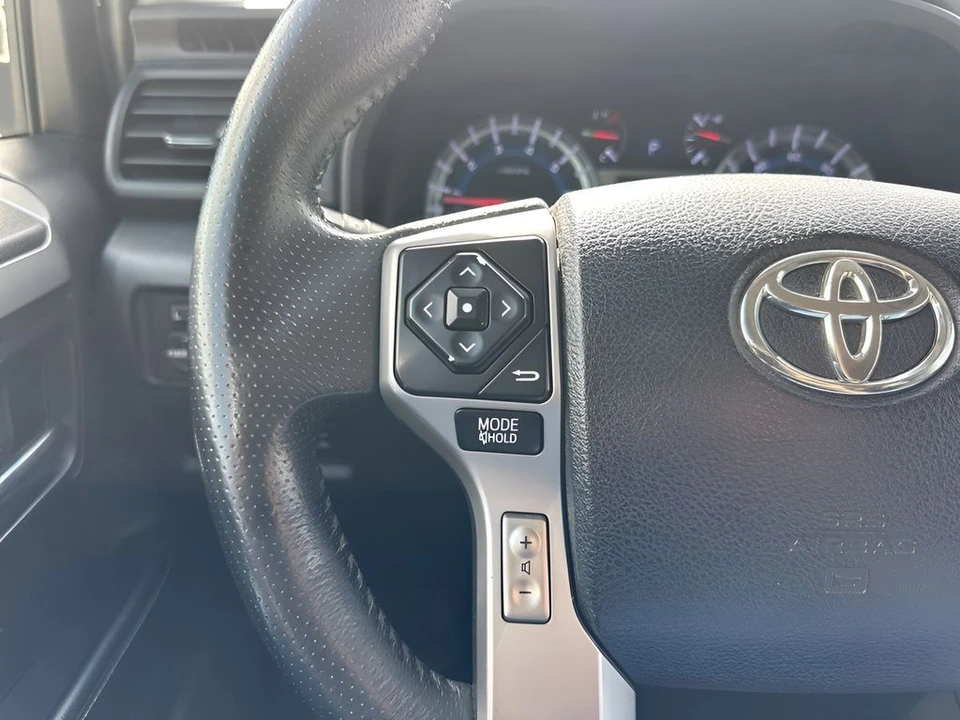 2016 Toyota 4Runner 5th Gen - Image 14 of 21
