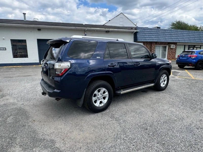 2016 Toyota 4Runner 5th Gen - Image 9 of 12
