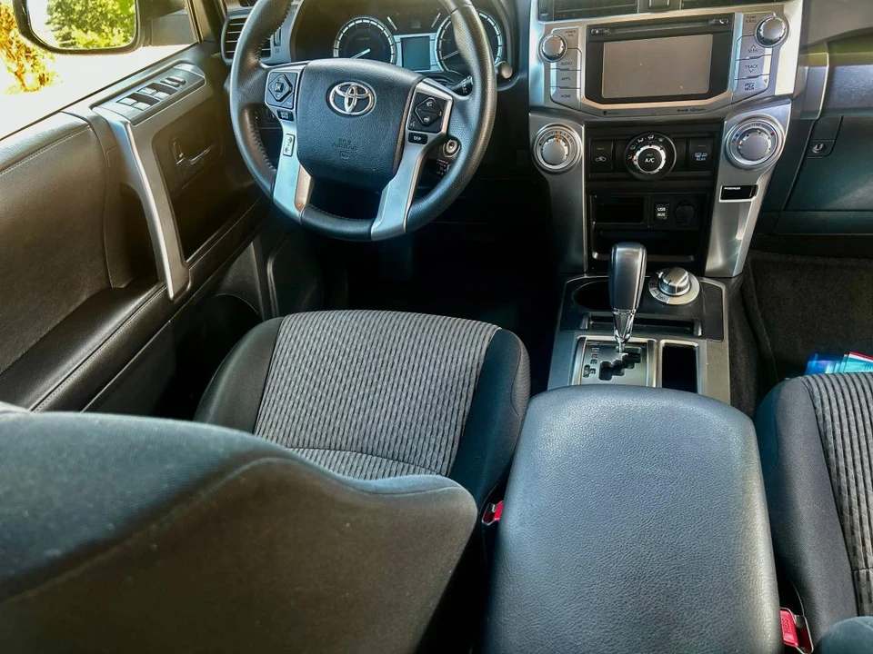 2016 Toyota 4Runner 5th Gen - Image 17 of 24