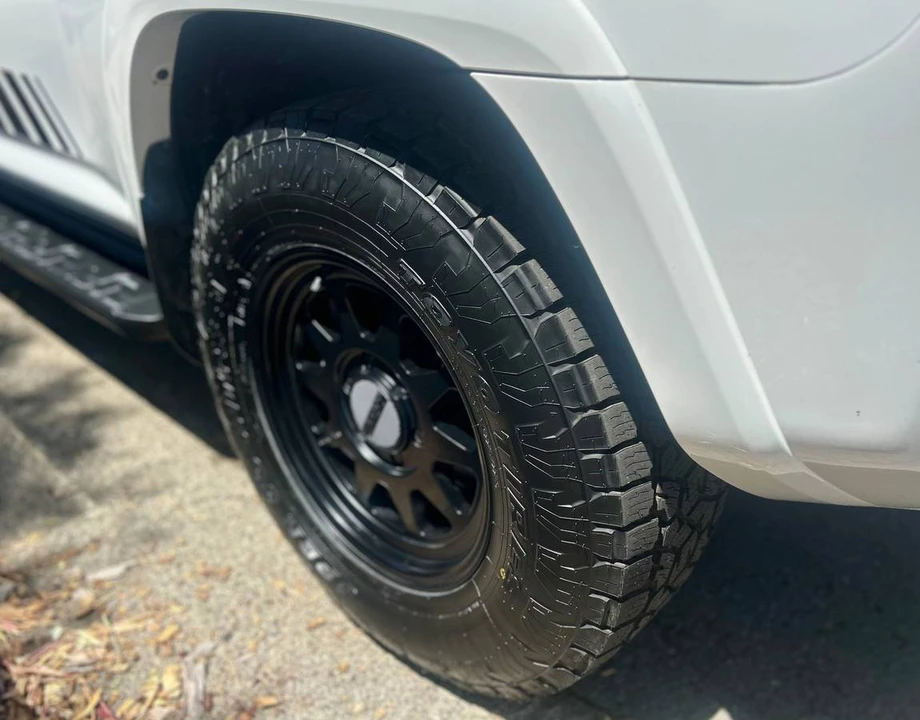 2016 Toyota 4Runner 5th Gen - Image 15 of 24