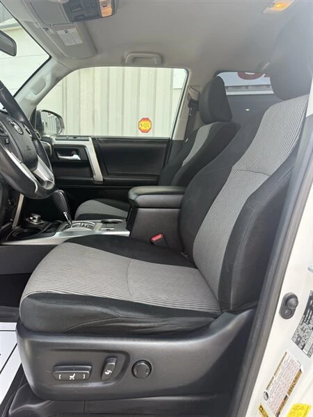 2016 Toyota 4Runner 5th Gen - Image 14 of 20