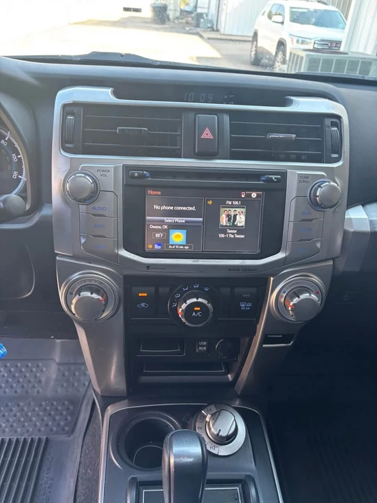 2016 Toyota 4Runner 5th Gen - Image 9 of 14