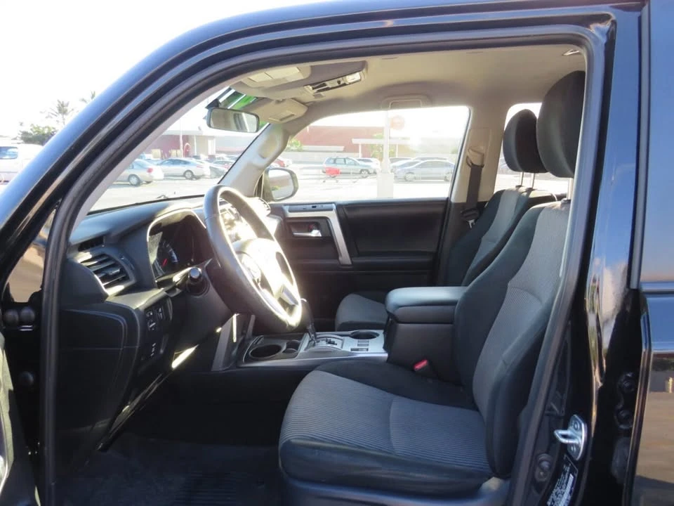 2016 Toyota 4Runner 5th Gen - Image 13 of 17