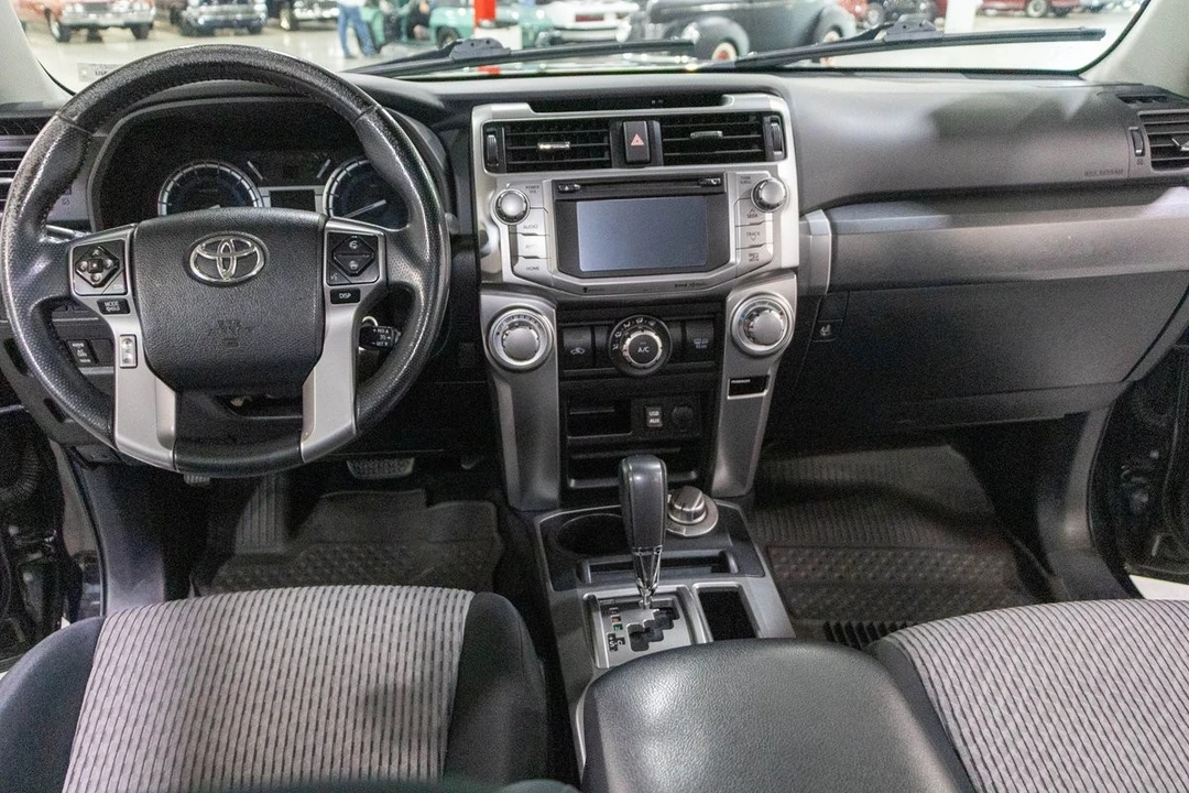 2016 Toyota 4Runner 5th Gen - Image 13 of 19