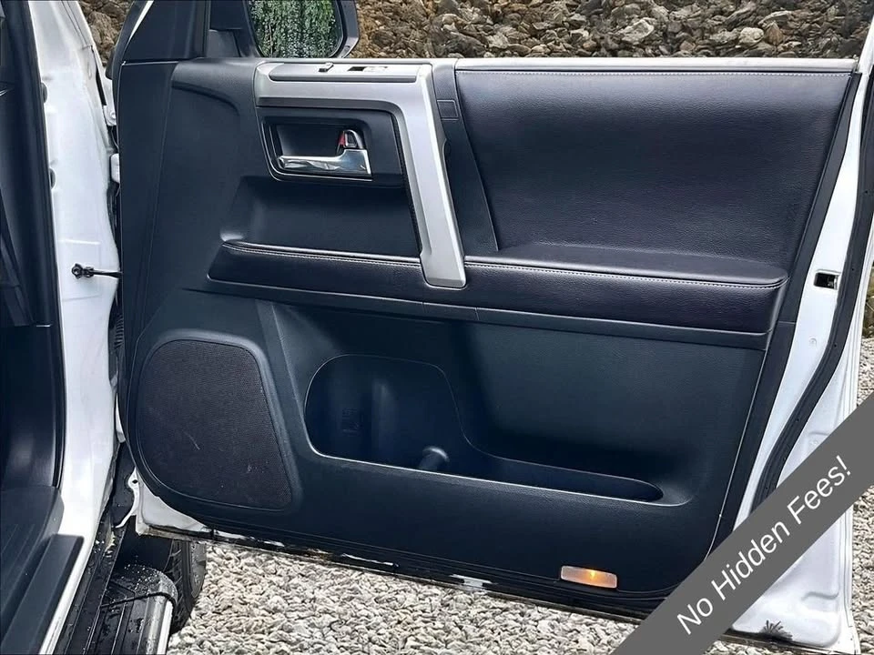 2016 Toyota 4Runner 5th Gen - Image 19 of 20
