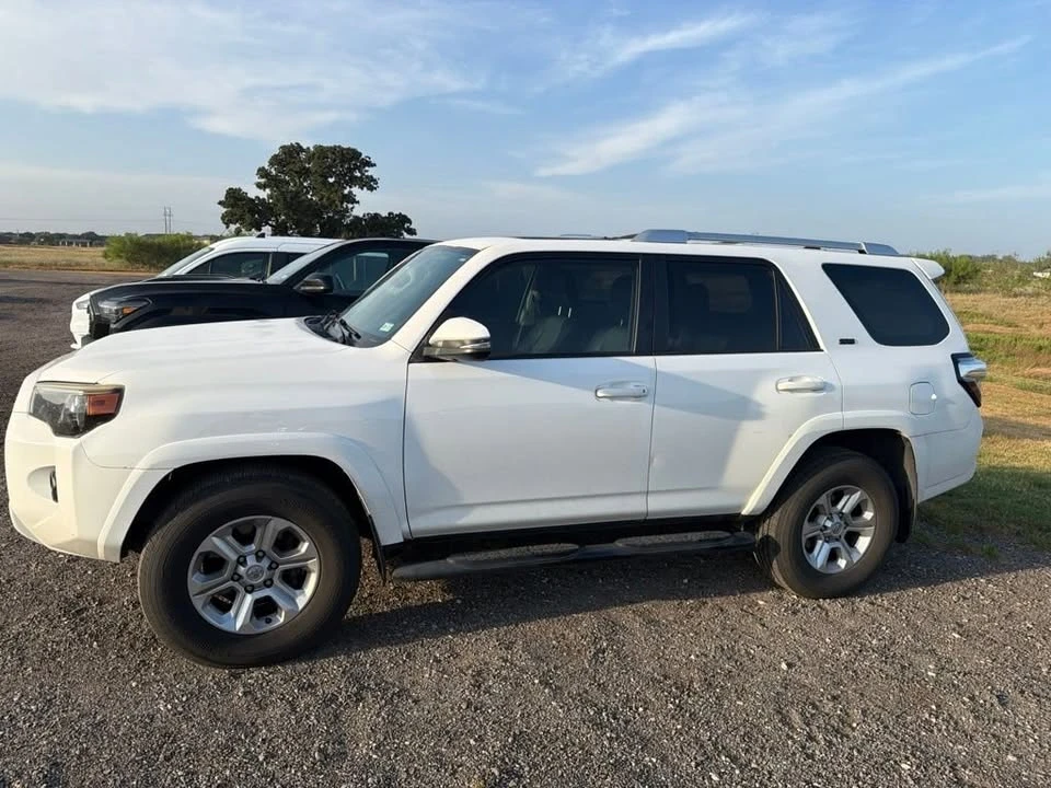 2016 Toyota 4Runner 5th Gen - Image 3 of 10
