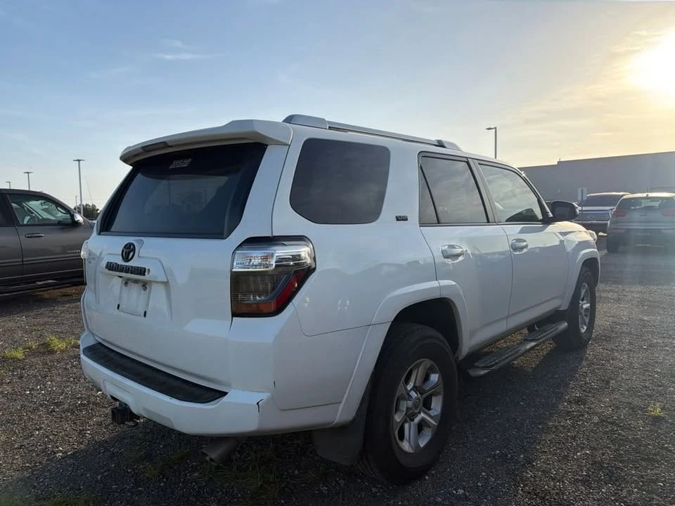 2016 Toyota 4Runner 5th Gen - Image 9 of 10