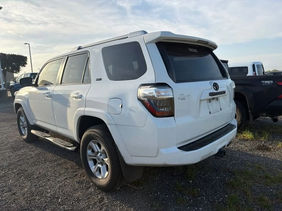 2016 Toyota 4Runner 5th Gen - Image 8 of 10