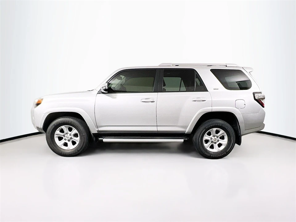 2016 Toyota 4Runner 5th Gen - Image 4 of 12