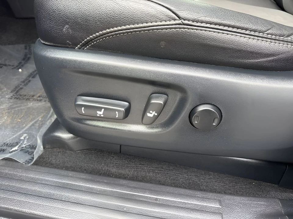 2016 Toyota 4Runner 5th Gen - Image 10 of 12