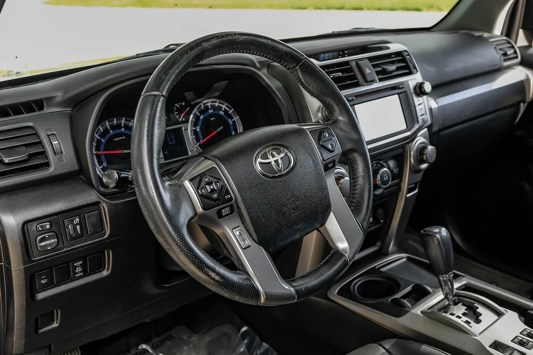 2016 Toyota 4Runner 5th Gen - Image 18 of 21