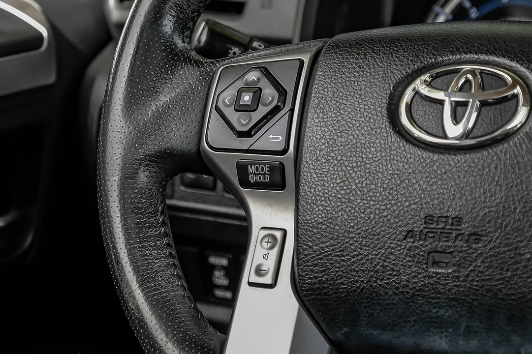 2016 Toyota 4Runner 5th Gen - Image 19 of 21