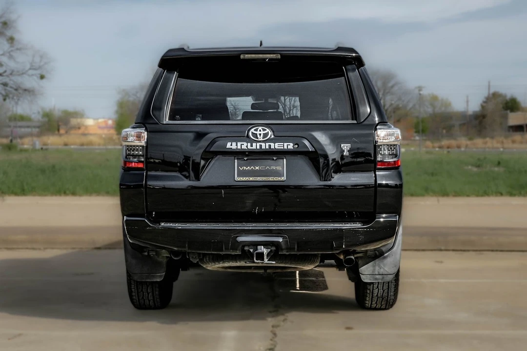 2016 Toyota 4Runner 5th Gen - Image 11 of 21