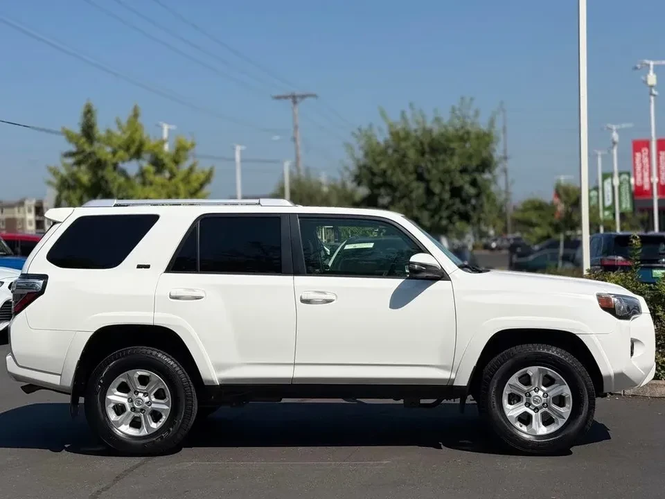 2016 Toyota 4Runner 5th Gen - Image 4 of 20