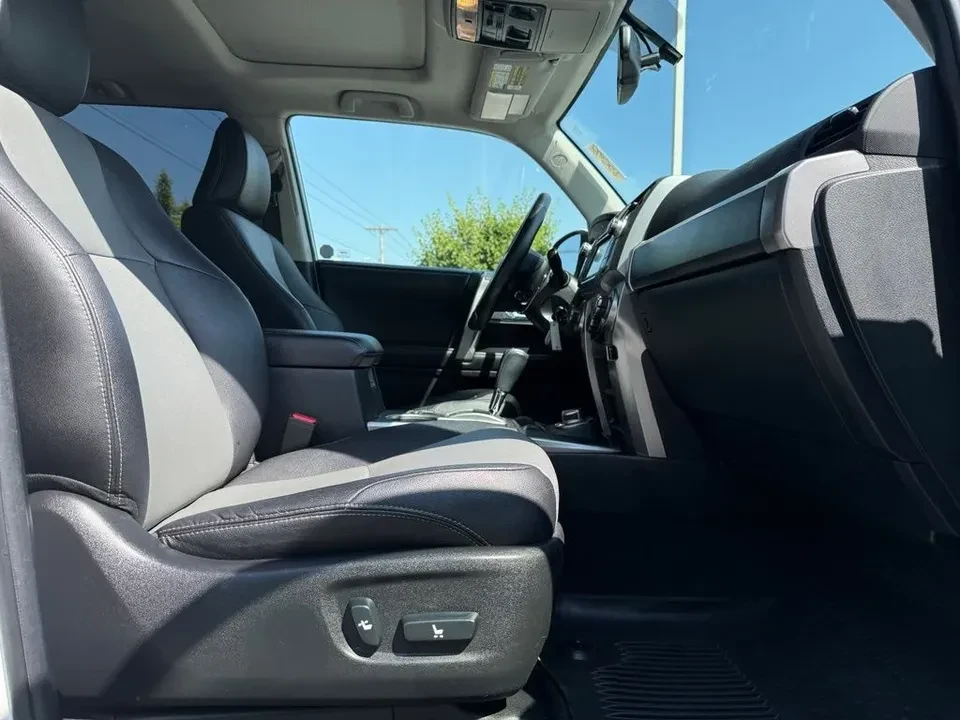 2016 Toyota 4Runner 5th Gen - Image 10 of 20