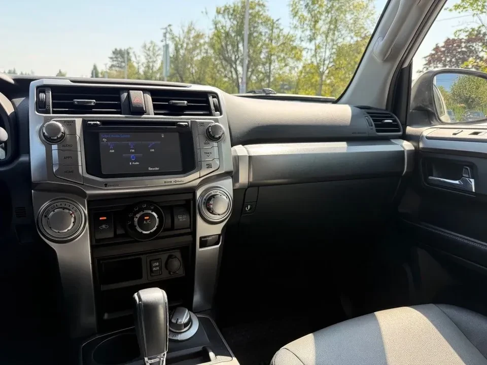 2016 Toyota 4Runner 5th Gen - Image 15 of 20