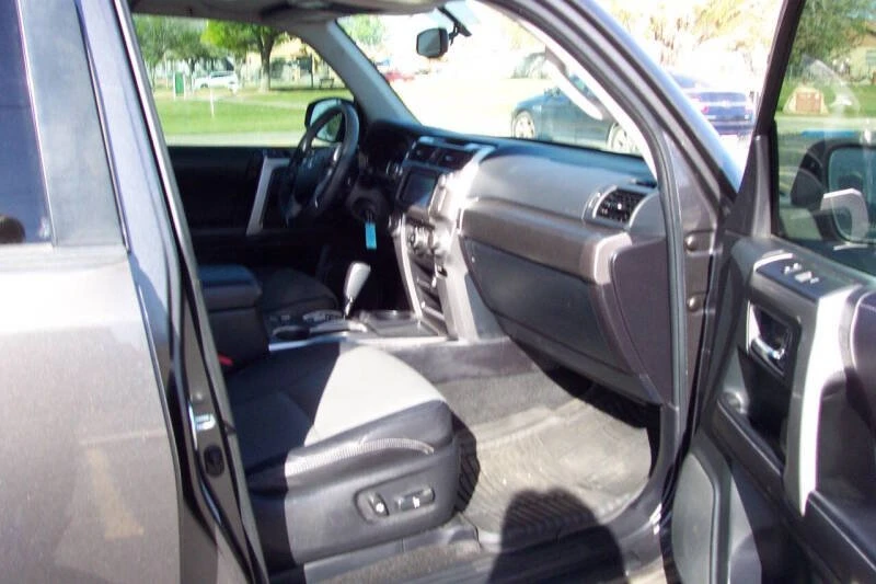 2016 Toyota 4Runner 5th Gen - Image 4 of 13
