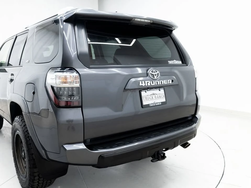 2016 Toyota 4Runner 5th Gen - Image 13 of 20