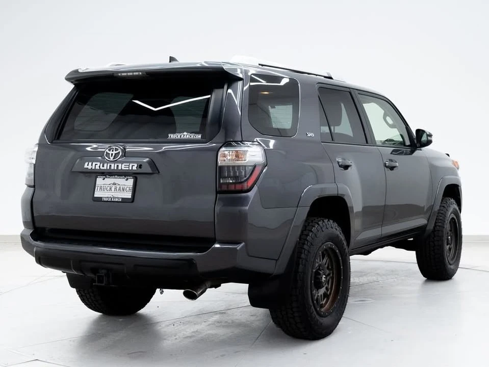 2016 Toyota 4Runner 5th Gen - Image 9 of 20