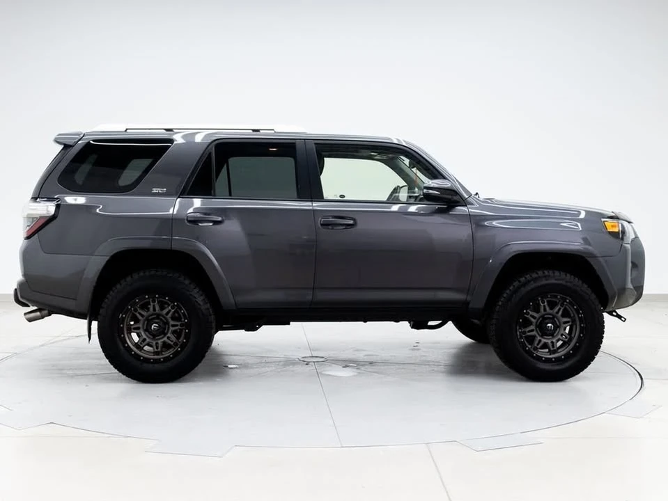 2016 Toyota 4Runner 5th Gen - Image 11 of 20