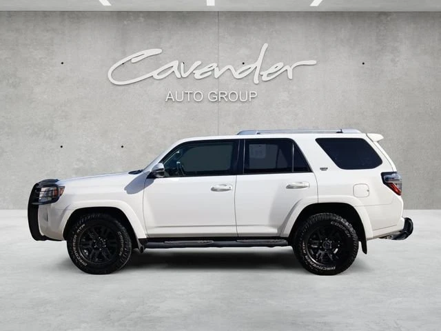 2016 Toyota 4Runner 5th Gen - Image 11 of 19