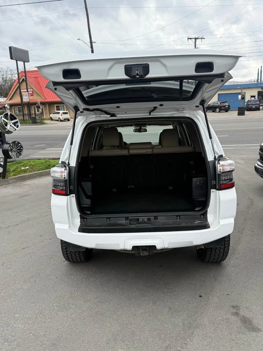 2016 Toyota 4Runner 5th Gen - Image 7 of 16