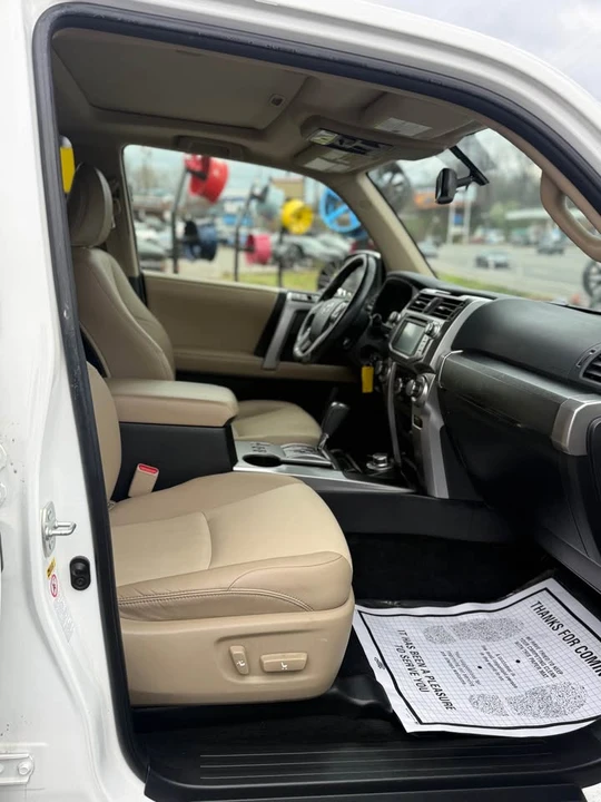 2016 Toyota 4Runner 5th Gen - Image 9 of 16