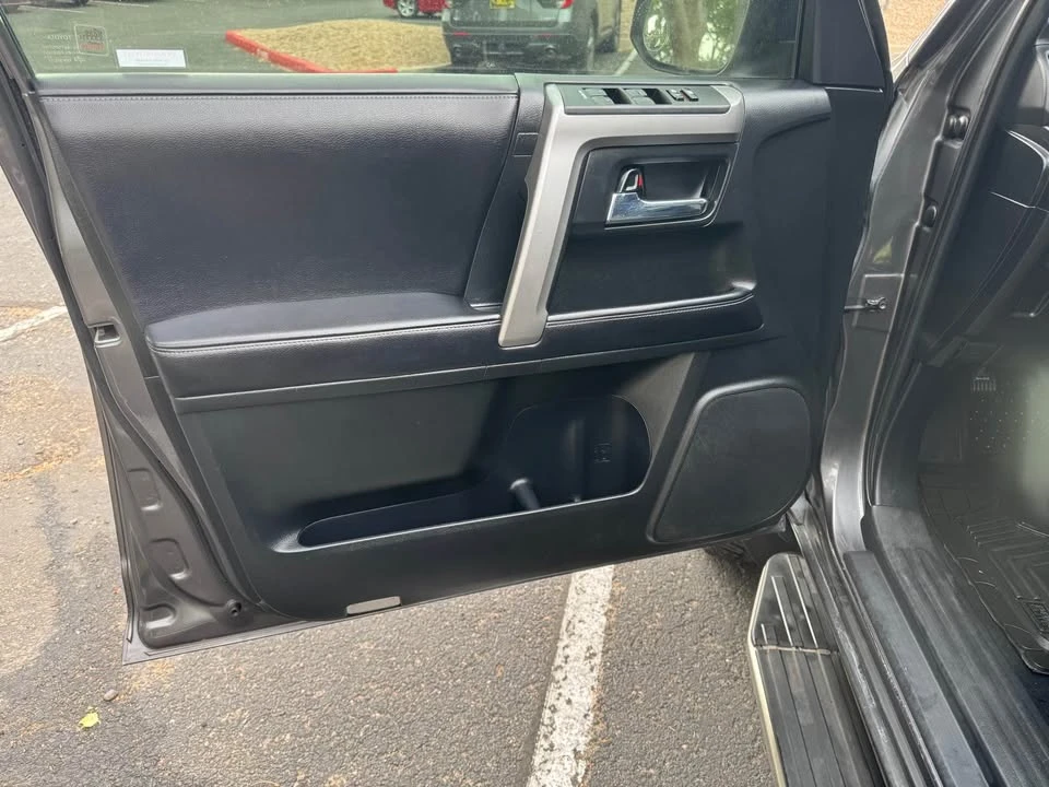2016 Toyota 4Runner 5th Gen - Image 9 of 18
