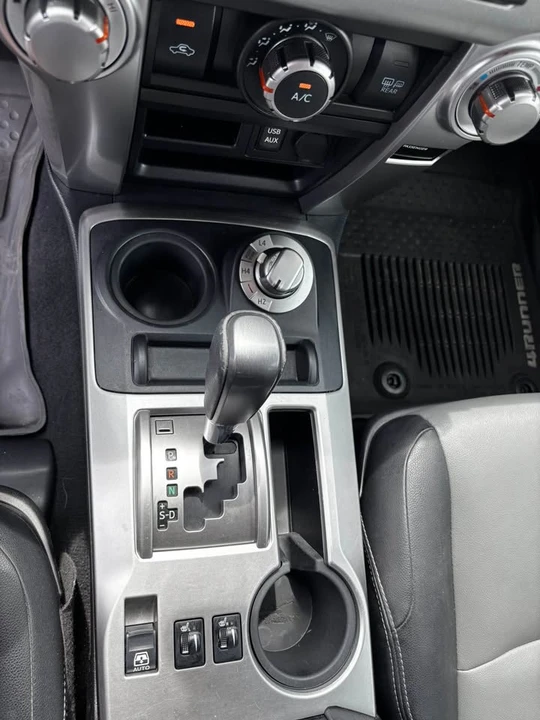2016 Toyota 4Runner 5th Gen - Image 7 of 8