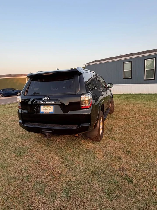 2016 Toyota 4Runner 5th Gen - Image 4 of 11