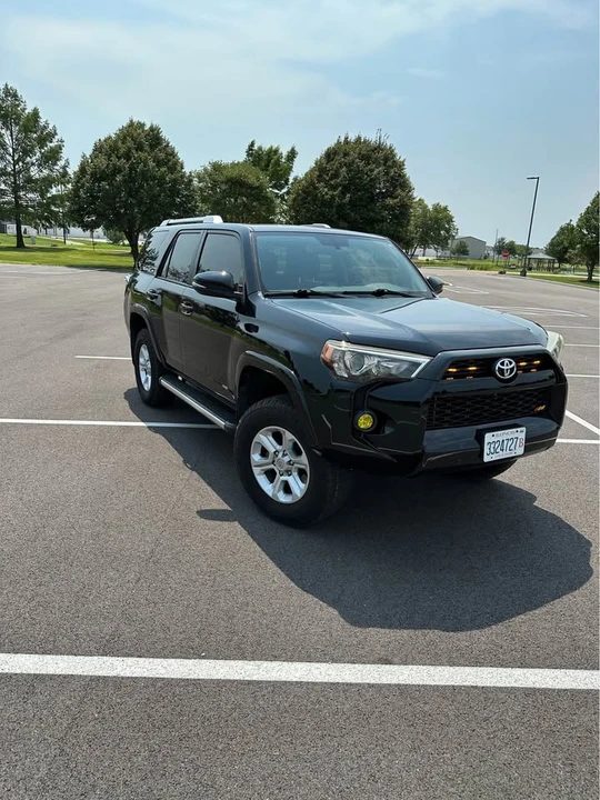 2016 Toyota 4Runner 5th Gen - Image 7 of 20
