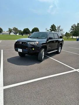2016 Toyota 4Runner SR5 Premium Sport Utility 4D